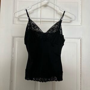 Victoria’s Secret v-neck Black Lace top n hem trim camisole size xs